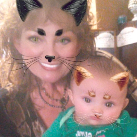 Meet your Posher, Kim - Picture 7 of 12